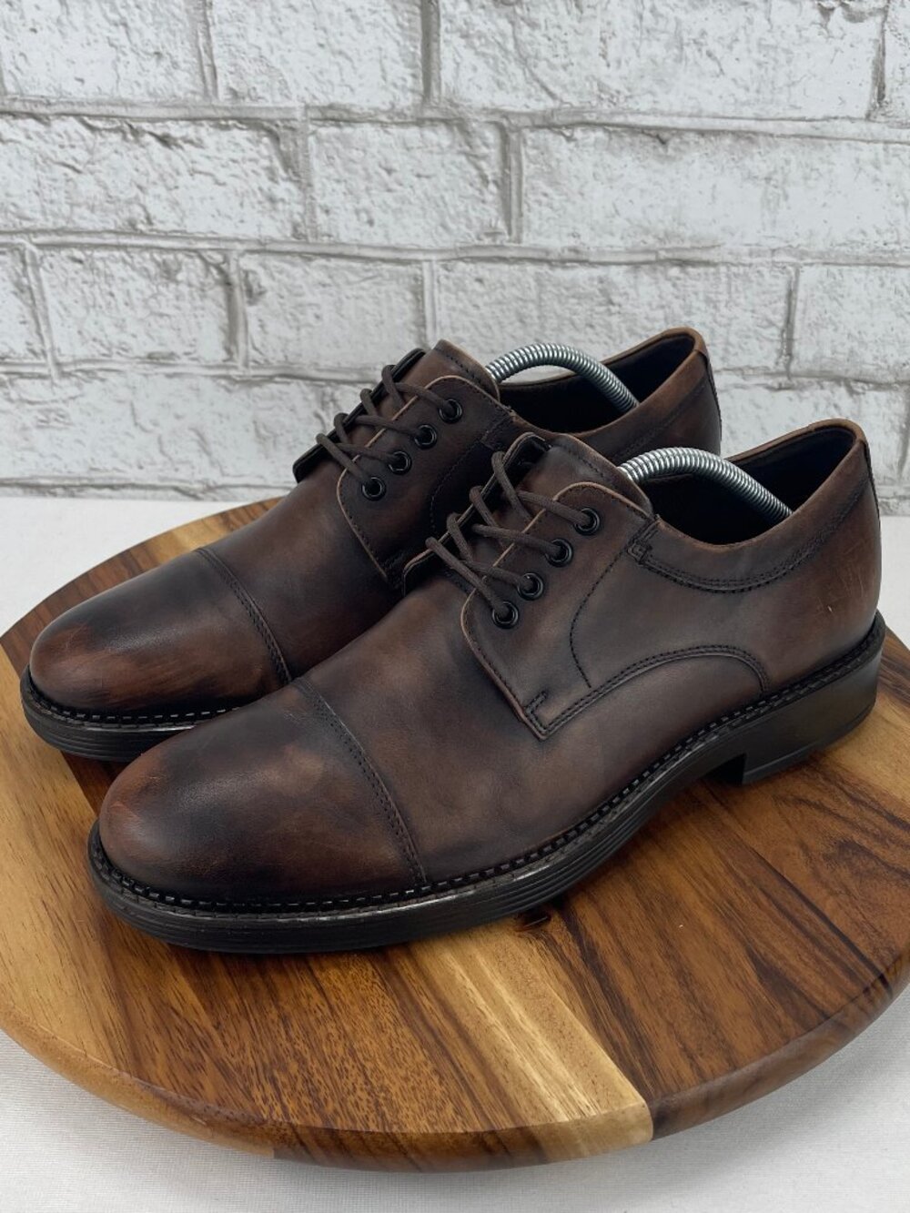 Ecco Newcastle Cap Toe Tie Oxford Mens 10/44 Brown Full Grain Leather Shoes